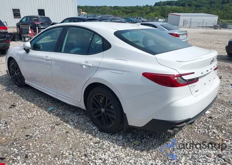 2025 Toyota Camry Xse/Xle/Le/Se z USA, uszkodzony, nr VIN 4T1DAACKXSU083204